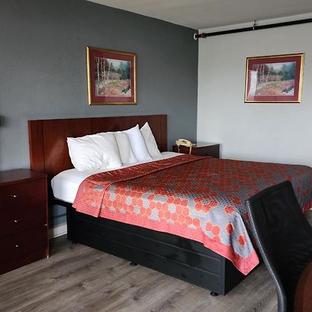 Starway Inn Lansing Kültér fotó